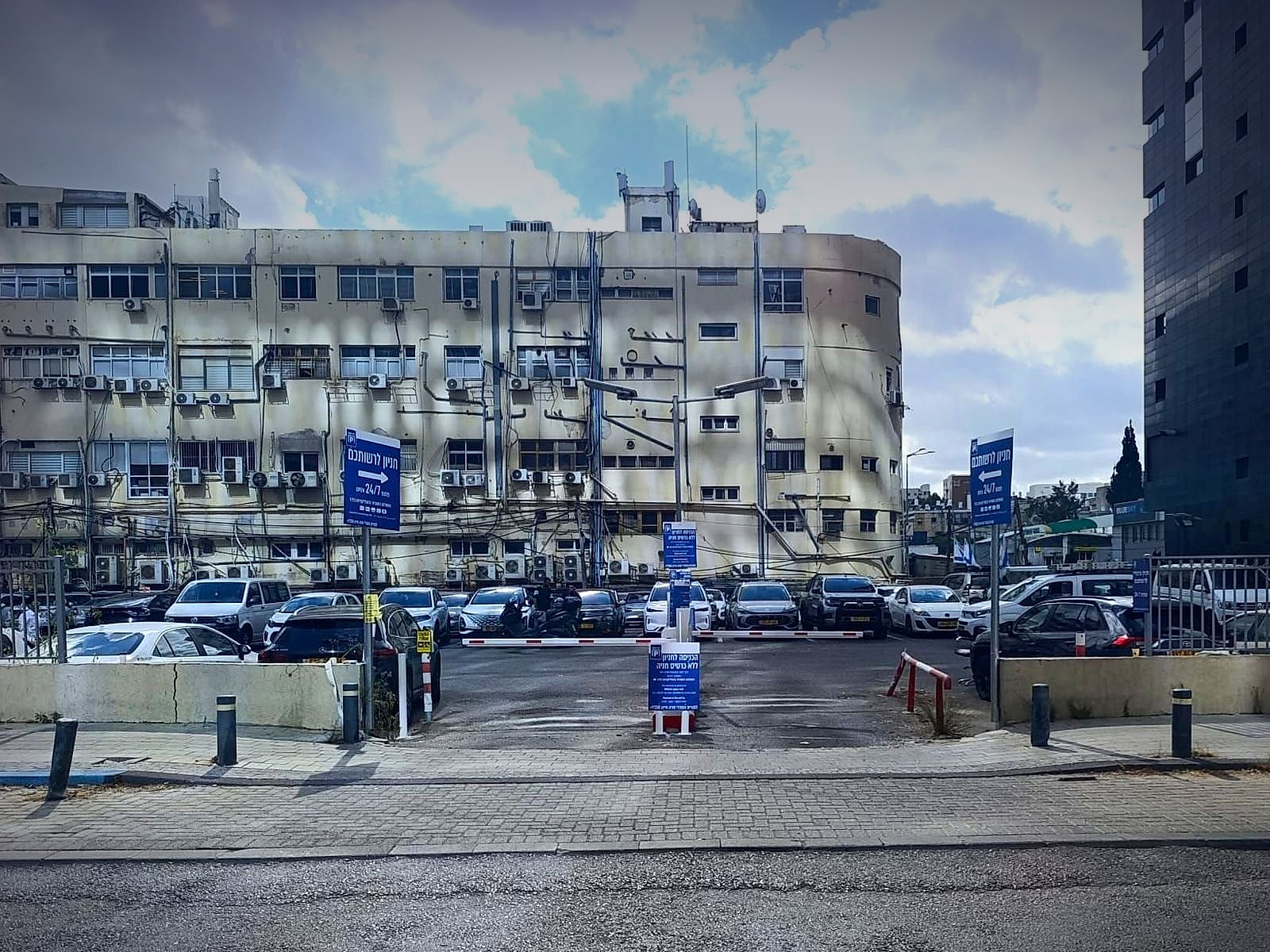 בני ברק – חניון מצדה 3